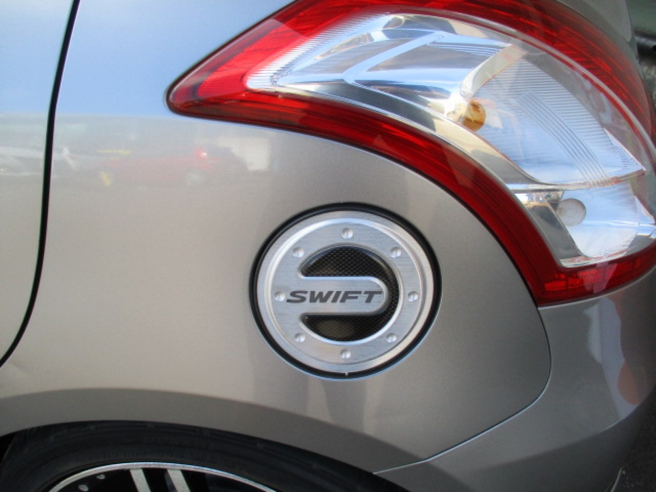 Suzuki Swift 2012 (H24)